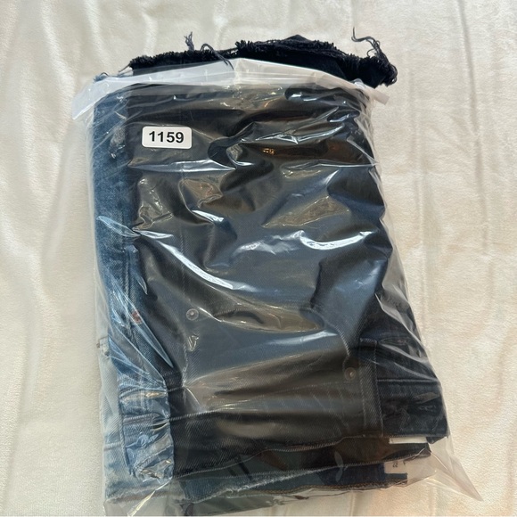 Abercrombie & Fitch BUNDLE 4 mom Jean Shorts Black Blue Light Blue 51259 - Picture 4 of 8